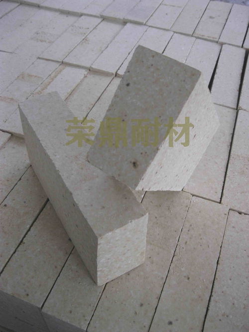 鄭州榮鼎耐火材料 專業鑄造工業基石，可靠品質值得信賴